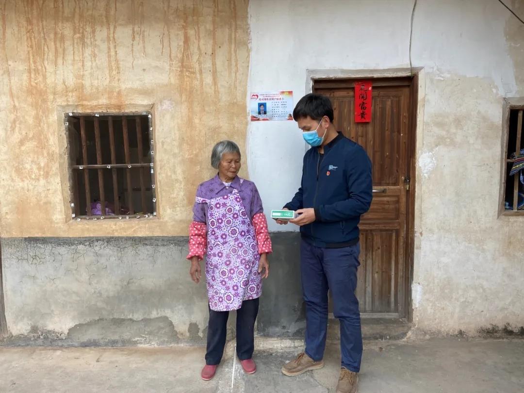 【初心如磐，，，，，，，使命在肩】 坚守战。。。。。。。，，，，不负使命 —驻村扶贫第一书记战疫情